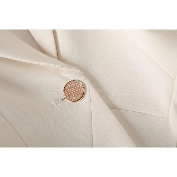 Céleste Cinched blazer