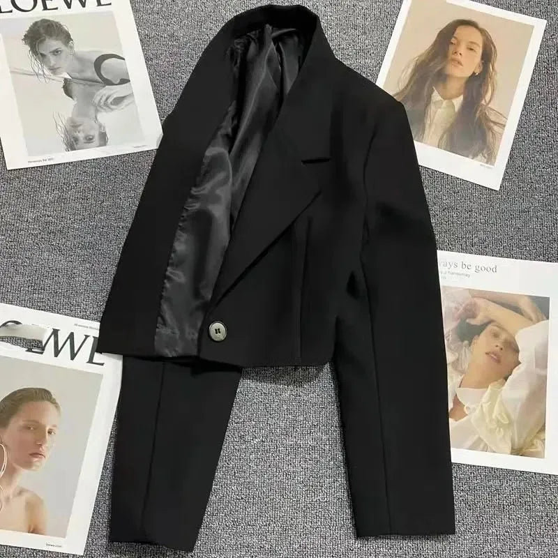 Aveline Cropped Tailored Blazer
